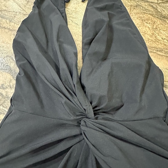 NEW KARLA COLLETTO
Low Back Plunge Piece - Picture 9 of 10